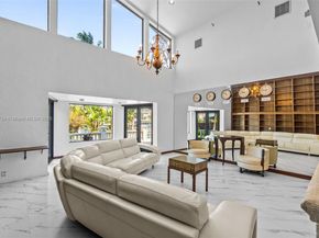 800 Diplomat Pkwy, Hallandale Beach FL 33009