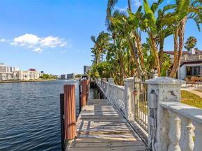 800 Diplomat Pkwy, Hallandale Beach FL 33009