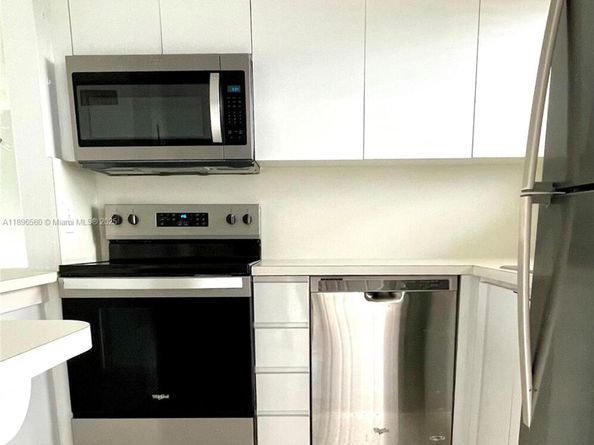 8280 Sunrise Lakes Blvd 307, Sunrise FL 33322