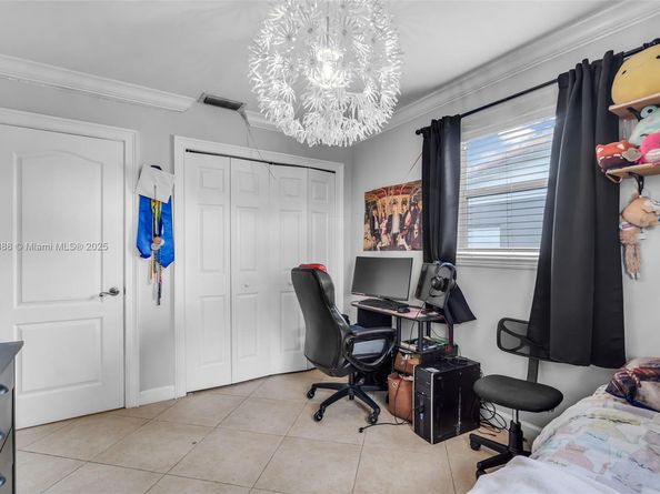 14263 SW 76th St, Miami FL 33183