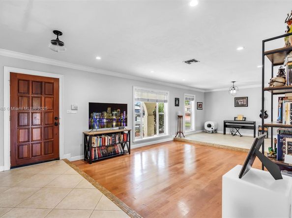 14263 SW 76th St, Miami FL 33183
