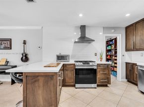 14263 SW 76th St, Miami FL 33183