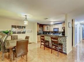 621 S 24th Ave, Hollywood FL 33020