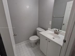 621 S 24th Ave, Hollywood FL 33020