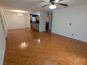 621 S 24th Ave, Hollywood FL 33020