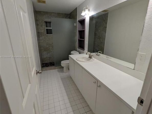621 S 24th Ave, Hollywood FL 33020