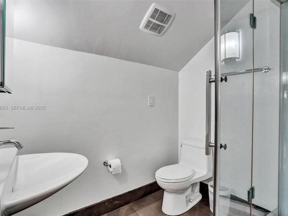 1281 Banyan Rd, Boca Raton FL 33432