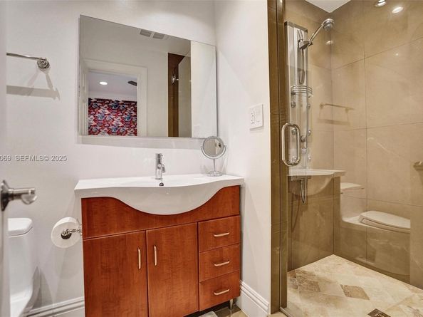 1281 Banyan Rd, Boca Raton FL 33432