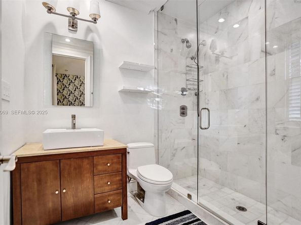 1281 Banyan Rd, Boca Raton FL 33432