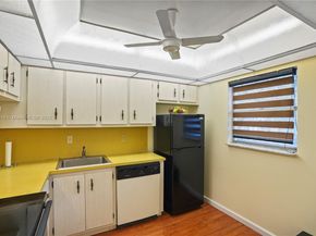 3170 Holiday Springs Blvd 203, Margate FL 33063