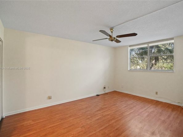 3170 Holiday Springs Blvd 203, Margate FL 33063