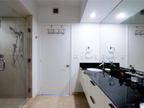 400 Alton Rd 1709, Miami Beach FL 33139