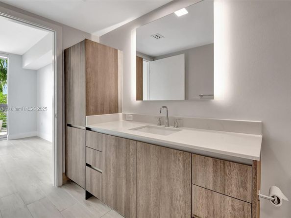 111 SE 1st Ave 316, Delray Beach FL 33444