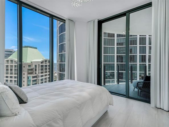 2831 S Bayshore Dr 2204, Miami FL 33133