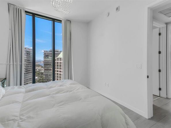 2831 S Bayshore Dr 2204, Miami FL 33133