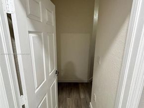 133 SE 28th Ter 9, Homestead FL 33033