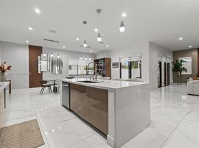 8086 NW 47th Ter, Doral FL 33166