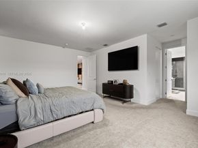 8086 NW 47th Ter, Doral FL 33166