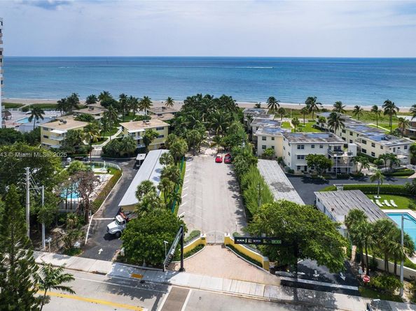 3261 Oleander Way, Lauderdale By The Sea FL 33062