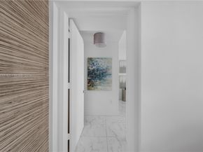 460 NE 28th St 3002, Miami FL 33137