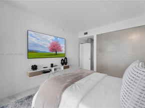 460 NE 28th St 3002, Miami FL 33137