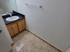 2028 NE 167th St 3155, North Miami Beach FL 33162