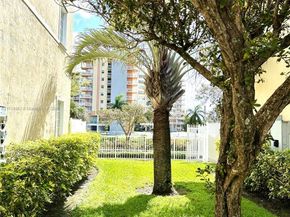 2028 NE 167th St 3155, North Miami Beach FL 33162