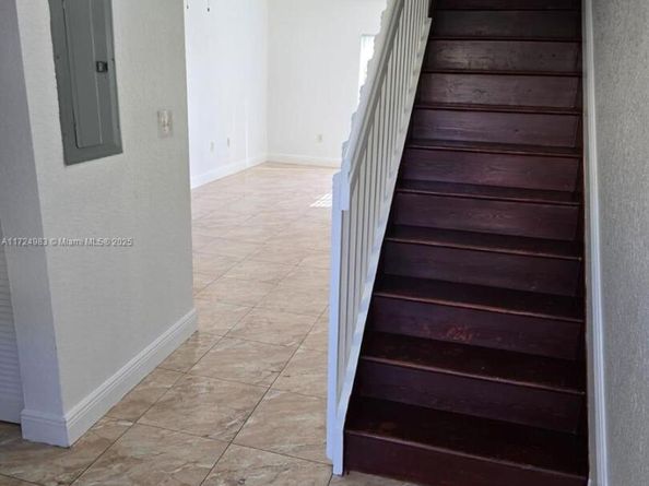 2028 NE 167th St 3155, North Miami Beach FL 33162