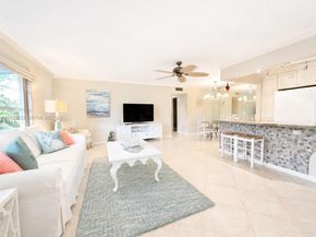 1042 North Dr A, Delray Beach FL 33445