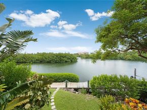 6100 Paradise Point Dr 6100, Palmetto Bay FL 33157