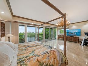 6100 Paradise Point Dr 6100, Palmetto Bay FL 33157