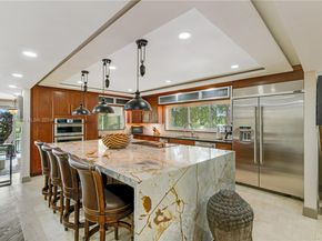 6100 Paradise Point Dr 6100, Palmetto Bay FL 33157