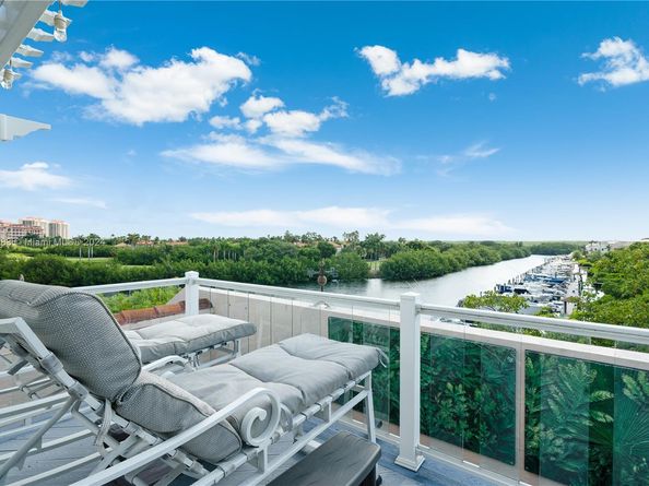 6100 Paradise Point Dr 6100, Palmetto Bay FL 33157