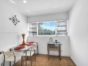 8401 Lagos De Campo Blvd 210V, Tamarac FL 33321