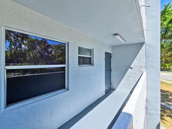 8401 Lagos De Campo Blvd 210V, Tamarac FL 33321