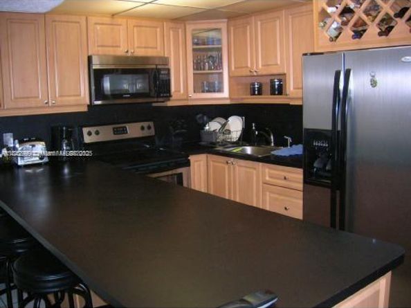 5050 NW 7th St 720, Miami FL 33126