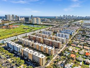 610 NE 12th Ave 203, Hallandale Beach FL 33009