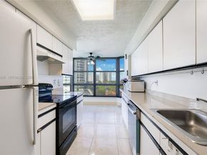 19101 NE 36th Ct 705, Aventura FL 33180