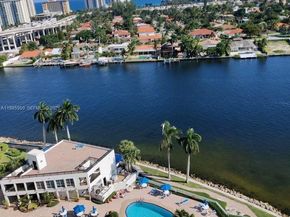 19101 NE 36th Ct 705, Aventura FL 33180