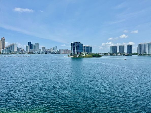 3530 Mystic Pointe Dr 601, Aventura FL 33180