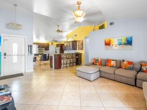 550 Auburn Way, Davie FL 33325