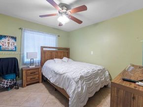 550 Auburn Way, Davie FL 33325