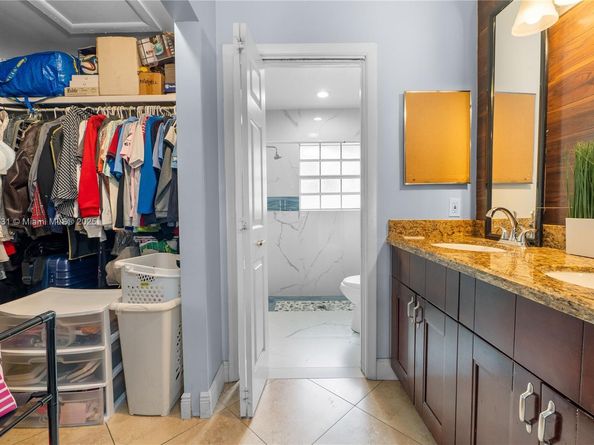 550 Auburn Way, Davie FL 33325