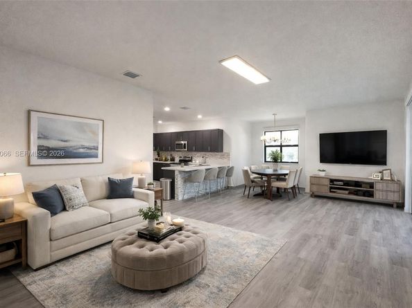 22951 SW 127th Ct, Miami FL 33170