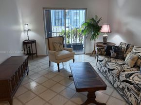 160 SW 30th Ave 109A, Miami FL 33135