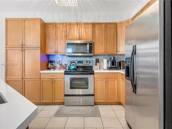 15521 SW 50th Ct, Miramar FL 33027