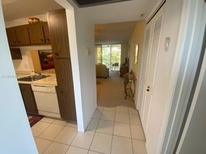 9311 Orange Grove Dr 405, Davie FL 33324
