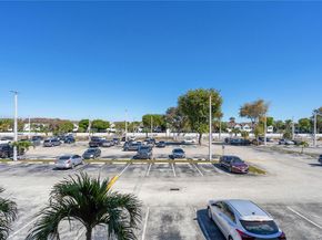 17530 NW 68th Ave C2003, Hialeah FL 33015