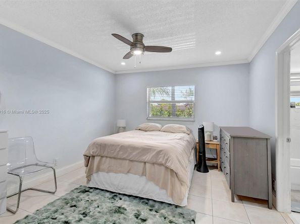1470 N Dixie Hwy 31, Fort Lauderdale FL 33304