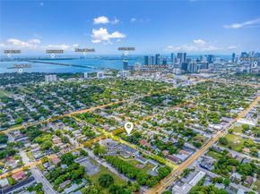 120 NW 49th St, Miami FL 33127